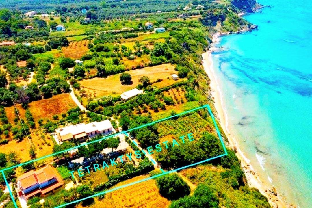 Tetraktys Estate Beachside Υδωρ Ágios Matthaíos Eksteriør bilde