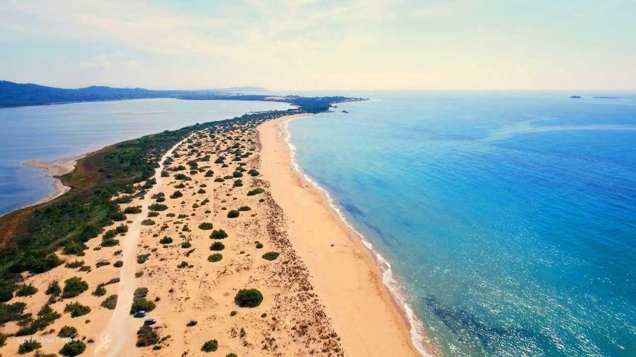 Tetraktys Estate Beachside Υδωρ Ágios Matthaíos Eksteriør bilde